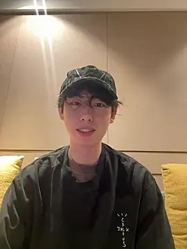 Snapshot of 1a1a1alll chatting on February 2025 02:57:01 PM 1a1a1alll online show from February 2025 02:57:01 PM