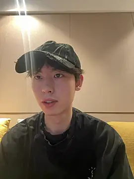 Snapshot of 1a1a1alll chatting on February 2025 02:43:02 PM 1a1a1alll online show from February 2025 02:43:02 PM