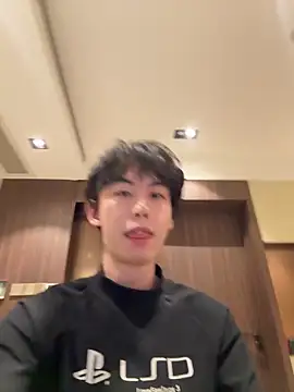 Snapshot of 1a1a1alll chatting on October 2025 02:40:01 PM 1a1a1alll online show from October 2025 02:40:01 PM