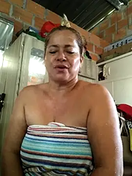 natally ross21 online show from June 2026 12:22:01 PM