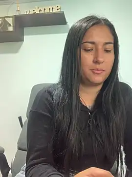 luna asss online show from February 2025 02:38:02 PM