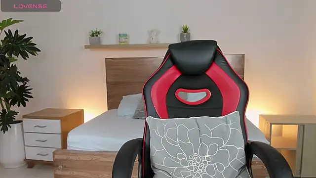 Snapshot of yadira_furlan_ chatting on January 2025 12:41:02 PM yadira furlan online show from January 2025 12:41:02 PM