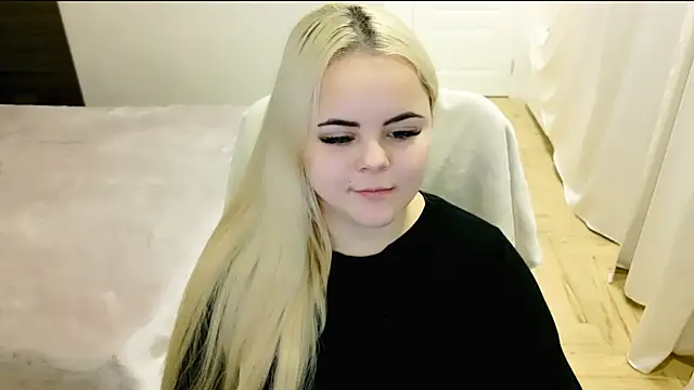 lovely-eyes online show from January 2025 12:57:02 AM