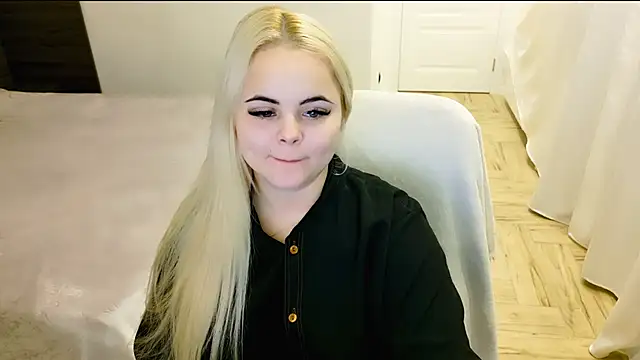 lovely-eyes online show from January 2025 04:41:02 AM