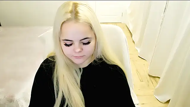 lovely-eyes online show from January 2025 08:24:01 PM