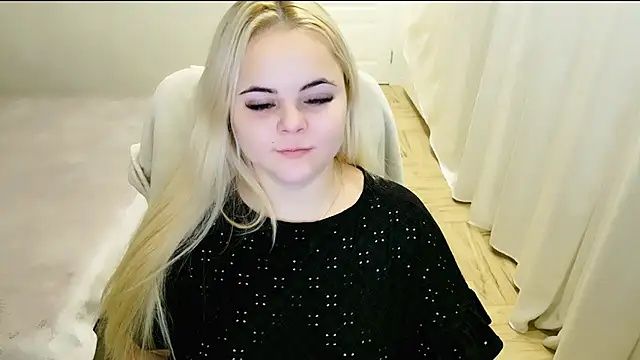 lovely-eyes online show from January 2025 10:22:01 PM