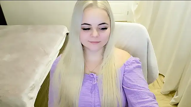 lovely-eyes online show from February 2025 03:45:02 AM