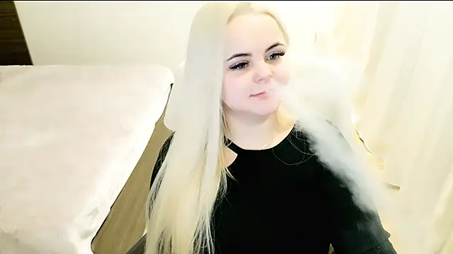 lovely-eyes online show from February 2025 01:35:01 AM