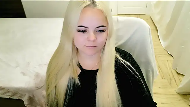 lovely-eyes online show from March 2025 03:09:02 AM