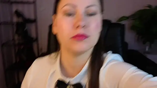 Dana  dom online show from March 2026 02:04:01 AM