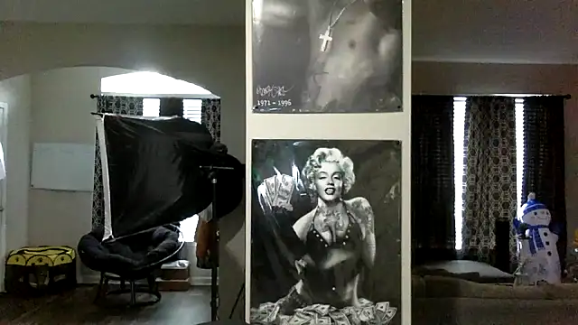 KingDerRico online show from December 2025 06:04:01 PM