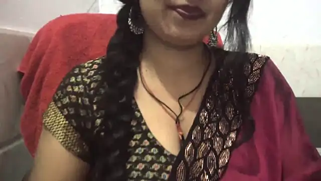 Snapshot of Gulaboo_bhabi chatting on April 2026 05:21:01 PM Gulaboo bhabi online show from April 2026 05:21:01 PM