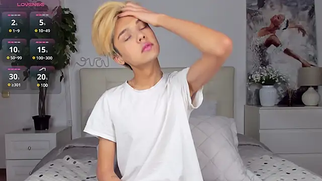 Felix Rey online show from March 2025 07:35:02 PM