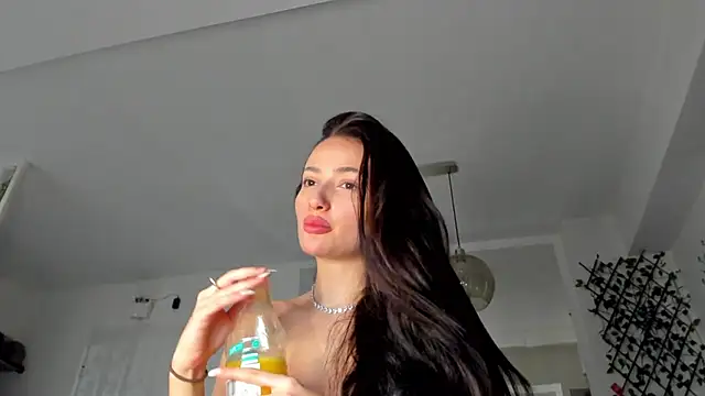 IreneVON online show from January 2025 08:07:02 AM