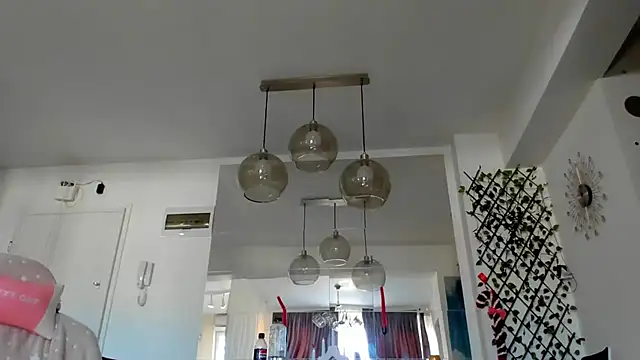 IreneVON online show from January 2025 08:04:01 AM