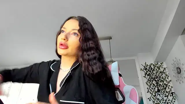 IreneVON online show from March 2025 05:30:01 AM