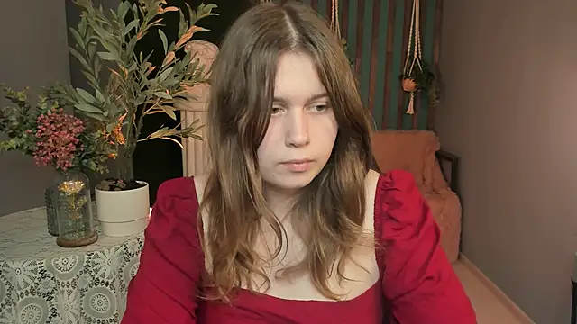 FioraMarmoris online show from December 2025 01:09:02 PM