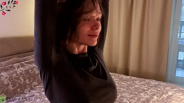 Snapshot of Eva_Natsumi chatting on March 2026 03:34:02 PM Eva Natsumi online show from March 2026 03:34:02 PM