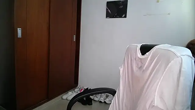 venelope1 online show from November 2025 07:57:01 PM