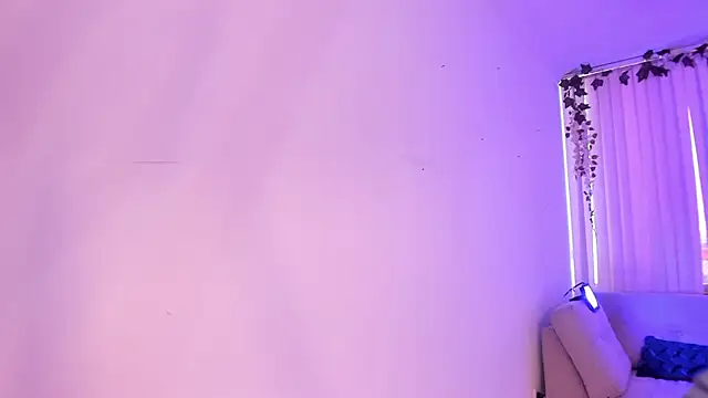 Bella ev online show from September 2025 04:28:02 PM