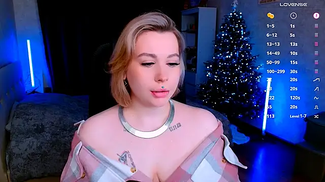 Snapshot of Blueberry-baby chatting on January 2025 05:56:02 PM Blueberry-baby online show from January 2025 05:56:02 PM