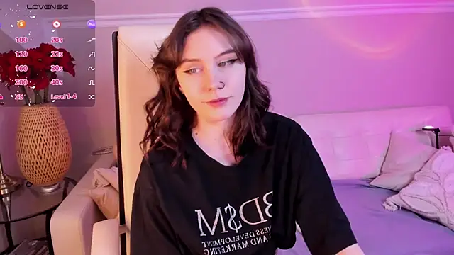 UnaMedison online show from December 2024 01:22:01 PM