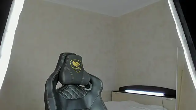 MasonWarholl online show from December 2024 11:49:01 PM