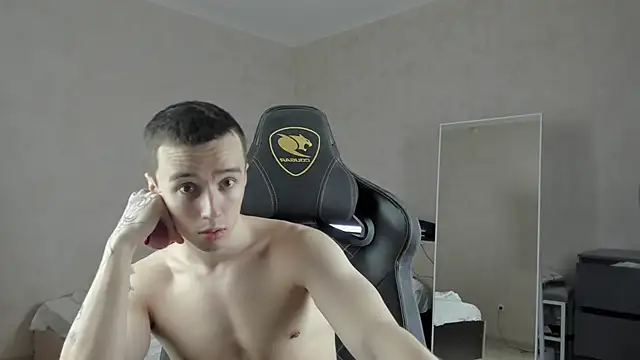 MasonWarholl online show from January 2025 03:03:01 PM