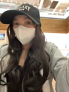 Snapshot of miyababytw chatting on January 2026 10:42:02 AM miyababytw online show from January 2026 10:42:02 AM