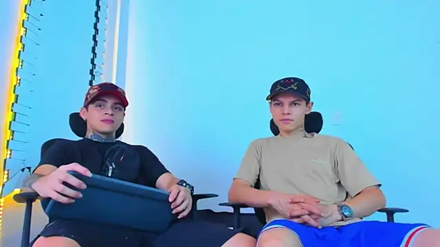 HOT boy2025 online show from December 2025 09:55:01 PM