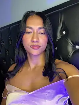 Snapshot of mailyreid chatting on November 2025 11:15:01 PM mailyreid online show from November 2025 11:15:01 PM