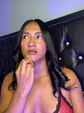 Snapshot of mailyreid chatting on November 2025 02:22:02 AM mailyreid online show from November 2025 02:22:02 AM