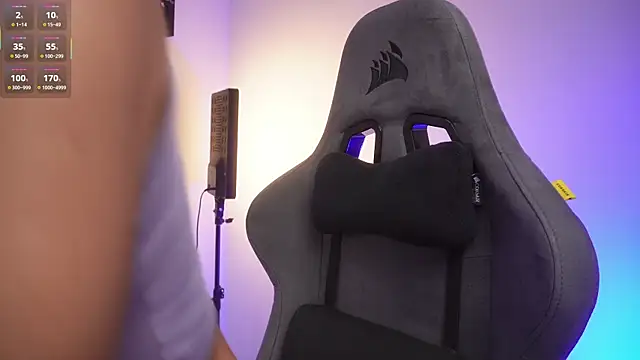 Snapshot of little-eli chatting on October 2025 07:12:01 PM little-eli online show from October 2025 07:12:01 PM