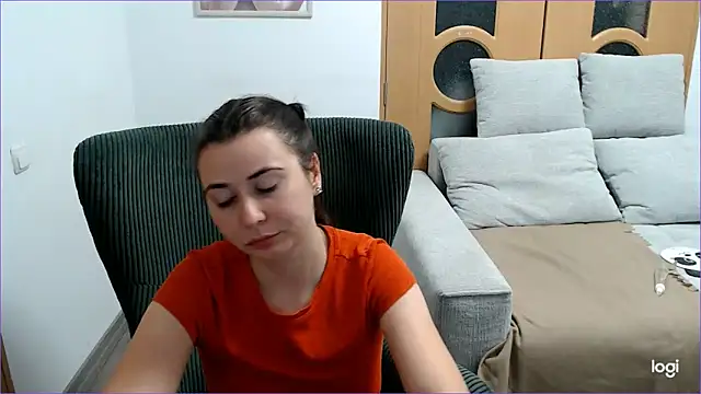 VioletaFlower7 online show from December 2025 09:21:02 PM