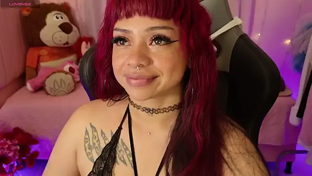 Snapshot of zoesullivan chatting on April 2026 09:48:02 AM zoesullivan online show from April 2026 09:48:02 AM