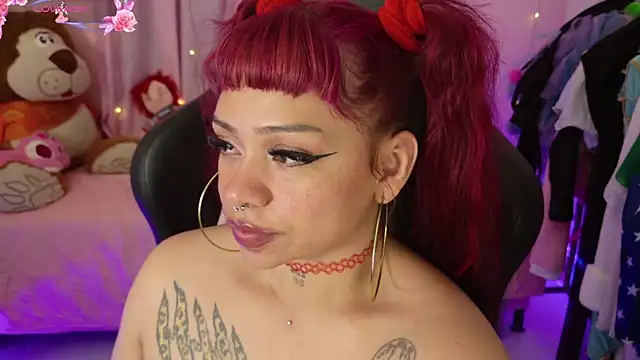 Snapshot of zoesullivan chatting on July 2026 10:01:01 AM zoesullivan online show from July 2026 10:01:01 AM
