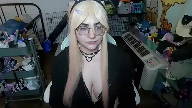 Snapshot of mochi_rainbow chatting on April 2026 12:59:02 AM mochi rainbow online show from April 2026 12:59:02 AM