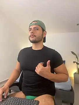 Nate Ocean online show from December 2025 11:24:02 PM