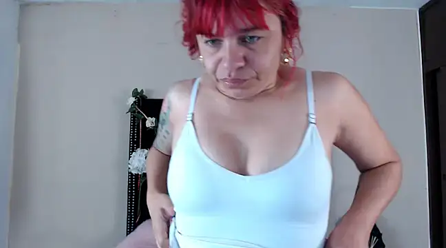 Snapshot of VioletaaaSlave chatting on February 2025 11:23:02 AM VioletaaaSlave online show from February 2025 11:23:02 AM