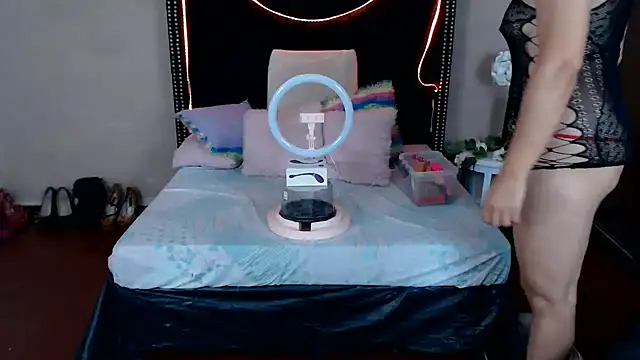 Snapshot of VioletaaaSlave chatting on October 2025 10:54:02 AM VioletaaaSlave online show from October 2025 10:54:02 AM