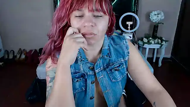 Snapshot of VioletaaaSlave chatting on November 2025 10:51:02 AM VioletaaaSlave online show from November 2025 10:51:02 AM