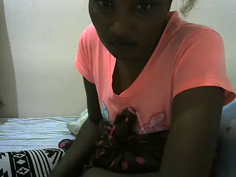 StacyGee24 online show from December 2025 02:26:01 PM