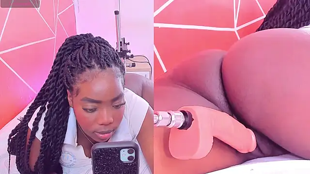 Snapshot of zoeethompson_cm chatting on March 2025 11:10:02 AM zoeethompson cm online show from March 2025 11:10:02 AM