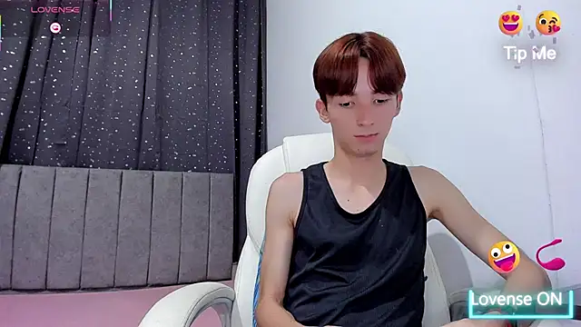 Snapshot of Jake_evans chatting on February 2025 01:32:02 AM Jake evans online show from February 2025 01:32:02 AM