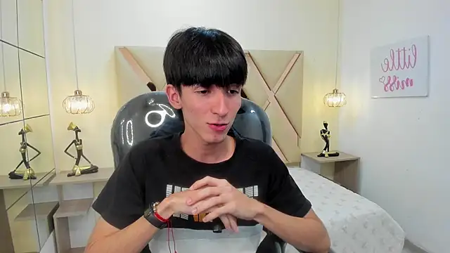 Snapshot of Jake_evans chatting on October 2025 03:59:02 AM Jake evans online show from October 2025 03:59:02 AM