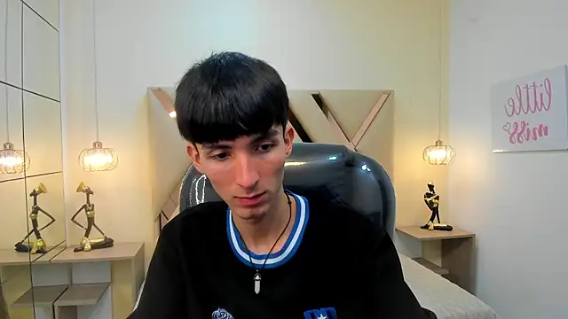 Jake evans online show from December 2025 07:54:02 PM