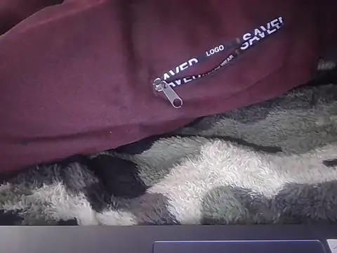 Snapshot of lmlfff chatting on December 2025 07:18:01 PM lmlfff online show from December 2025 07:18:01 PM