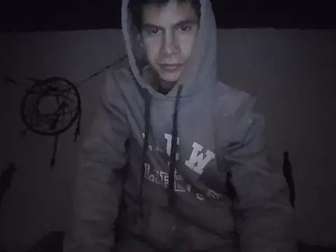 Snapshot of lmlfff chatting on March 2026 03:12:01 AM lmlfff online show from March 2026 03:12:01 AM