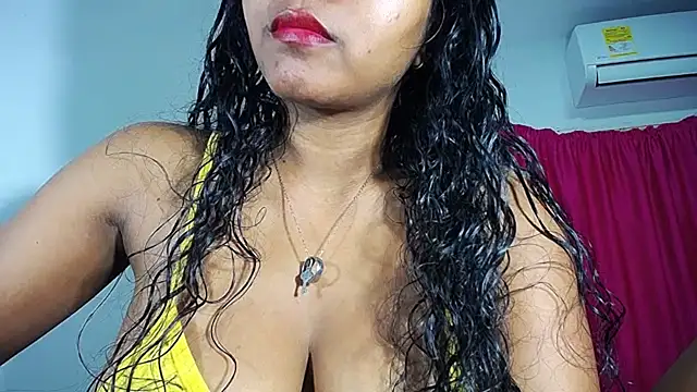 Sashabreck online show from November 2025 07:47:01 PM