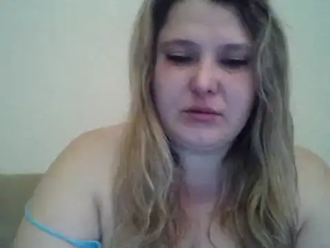 Snapshot of ParisMimi chatting on February 2026 07:23:01 AM ParisMimi online show from February 2026 07:23:01 AM